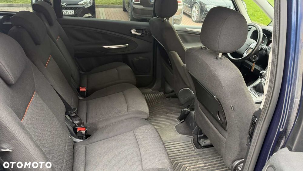 Ford Galaxy - 5