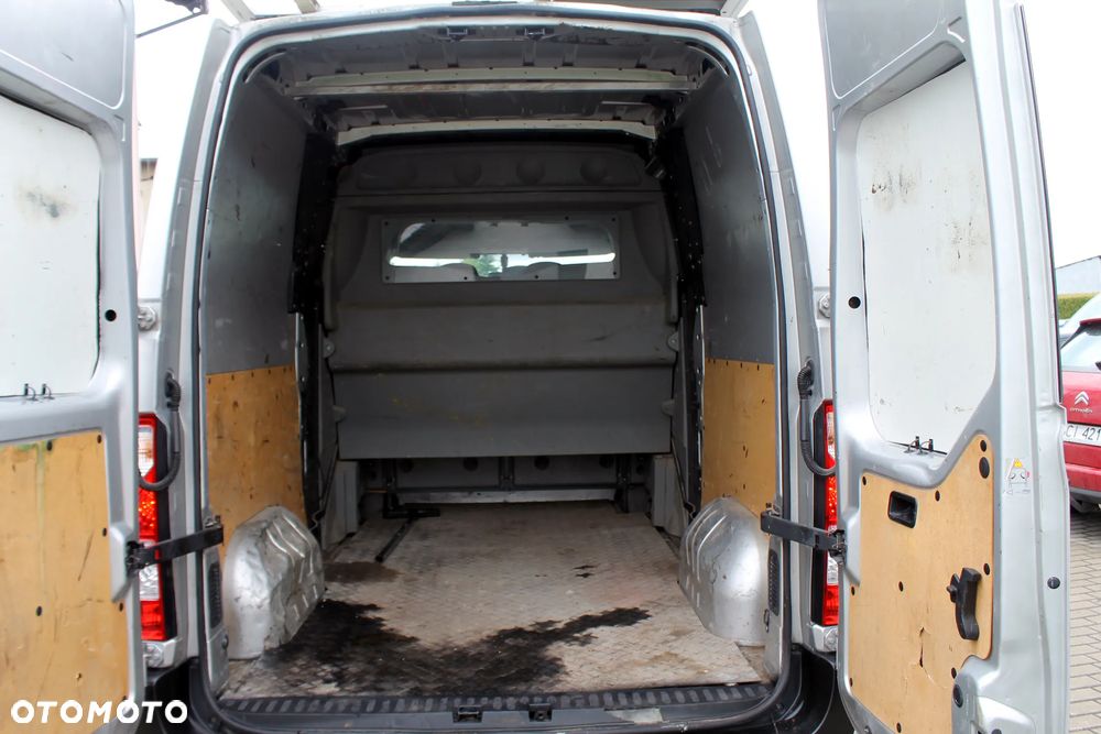Renault BRYGADOWY MASTER 7 MIEJSCOWY MEGA STAN - 16