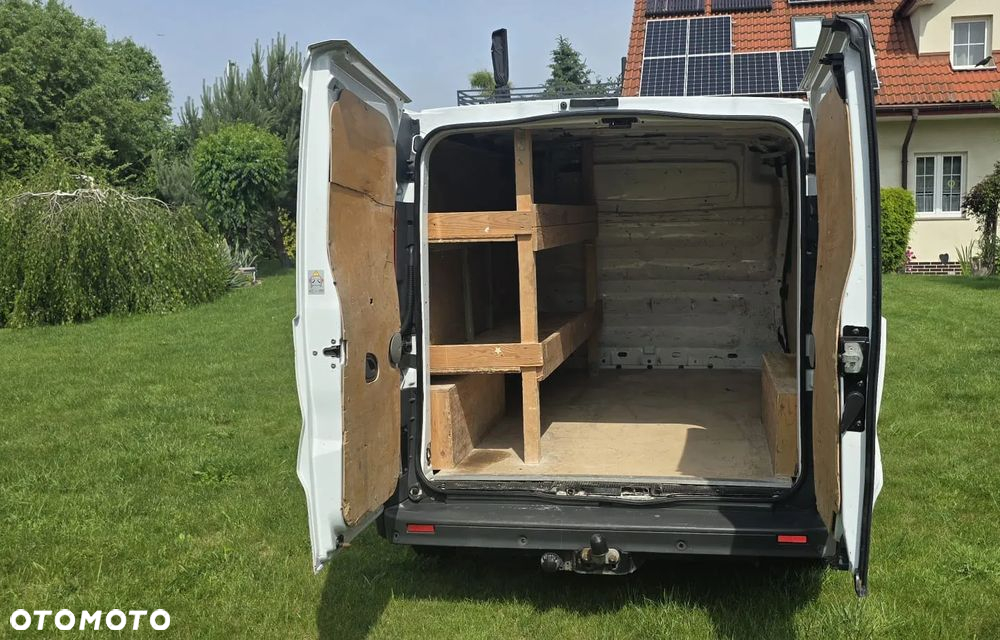 Opel Vivaro - 8