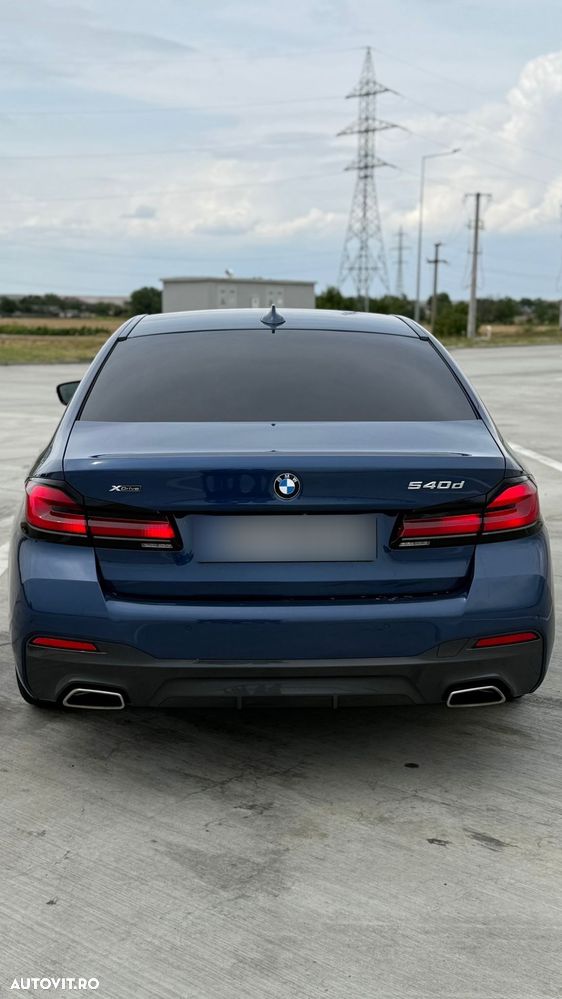 BMW Seria 5 540d xDrive AT MHEV - 6