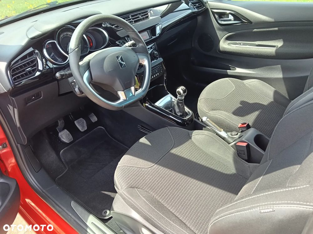 Citroën DS3 VTi 120 Opera Blue - 22