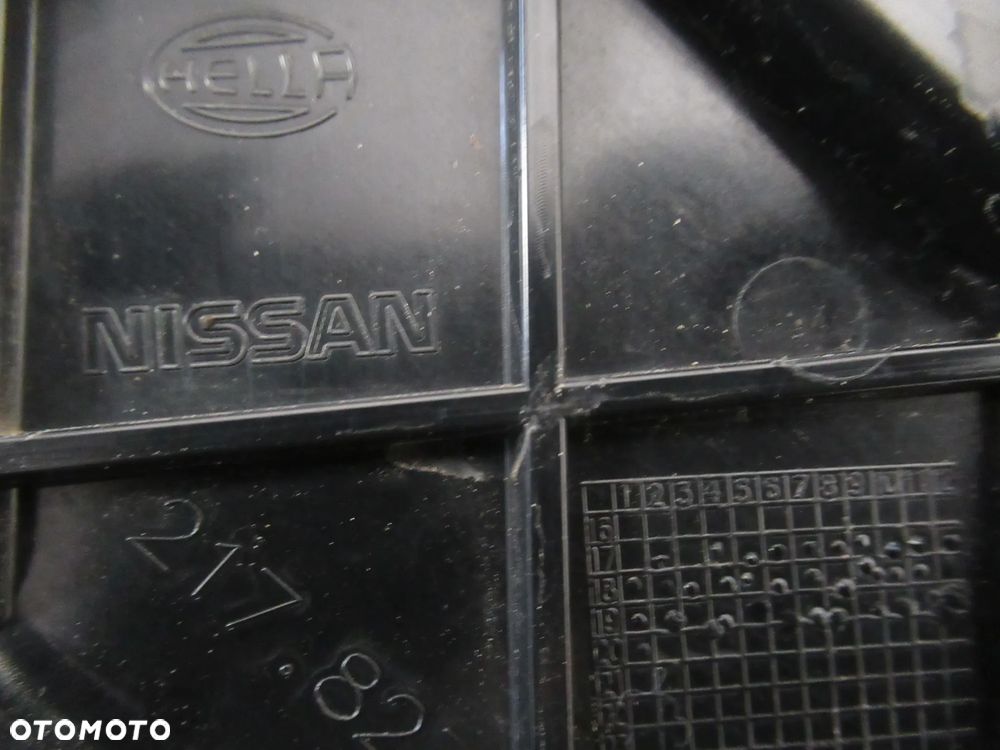 GRILL GRIL ATRAPA NISSAN LEAF II 2 62072-5SK0D 217821-00 2017 - 13