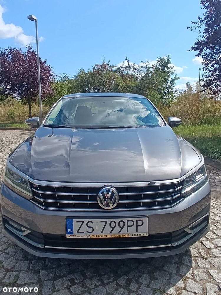 Volkswagen Passat 1.8 TSI BMT Highline DSG - 37