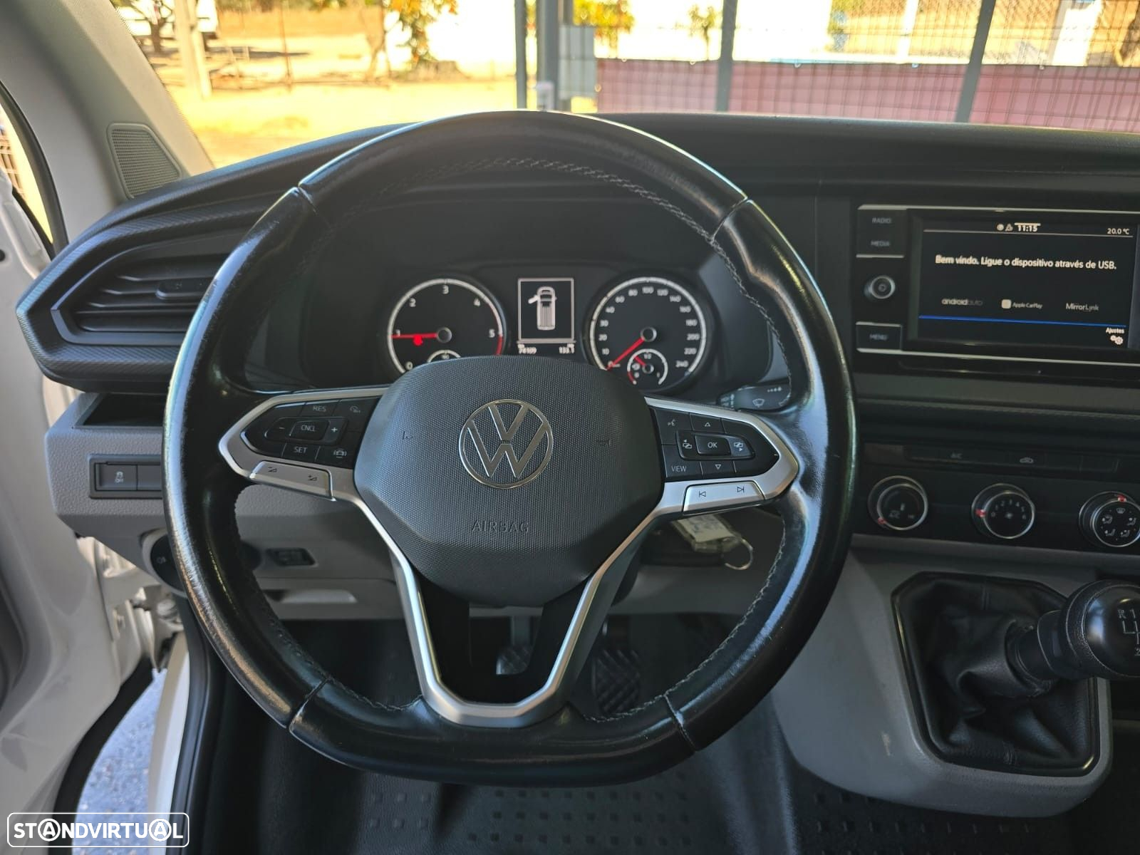 VW Transporter 2.0 TDI - 12