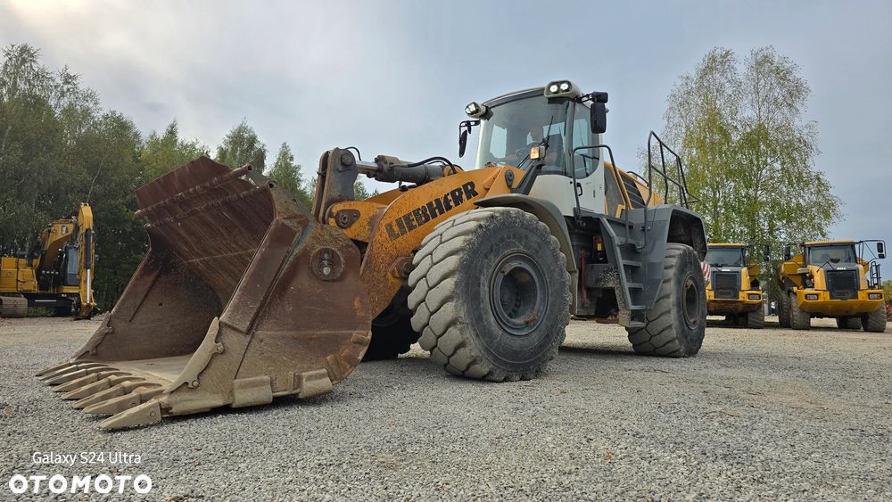 Liebherr 586 - 3