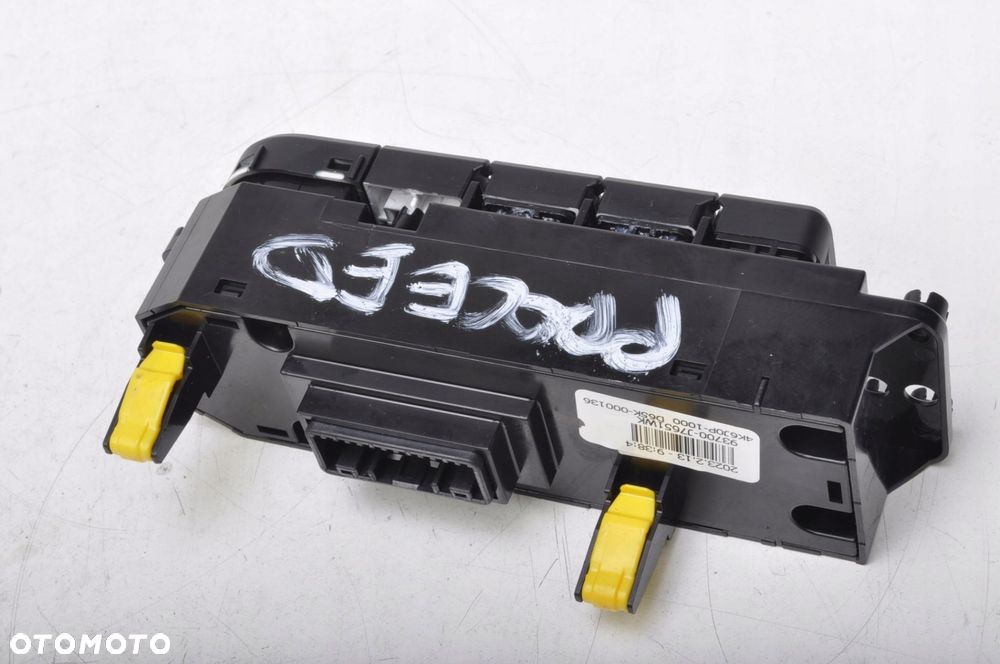KIA PRO CEED III PANEL PRZEŁĄCZNIKÓW 93700-J7651 2023R - 2