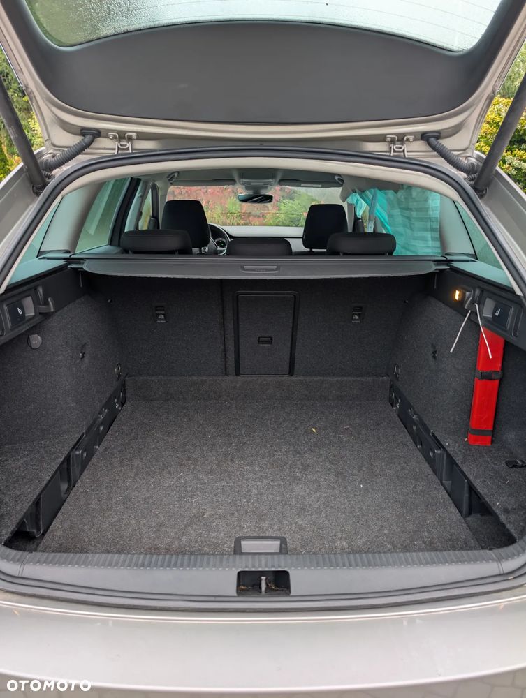 Skoda Octavia 2.0 TDI Ambition DSG - 11