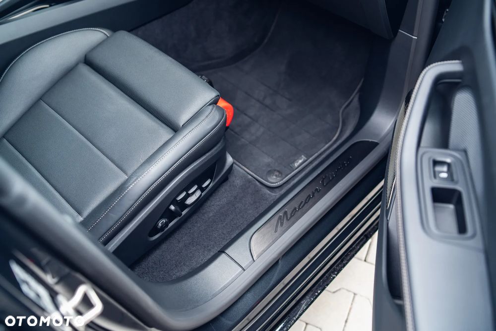Porsche Macan - 22