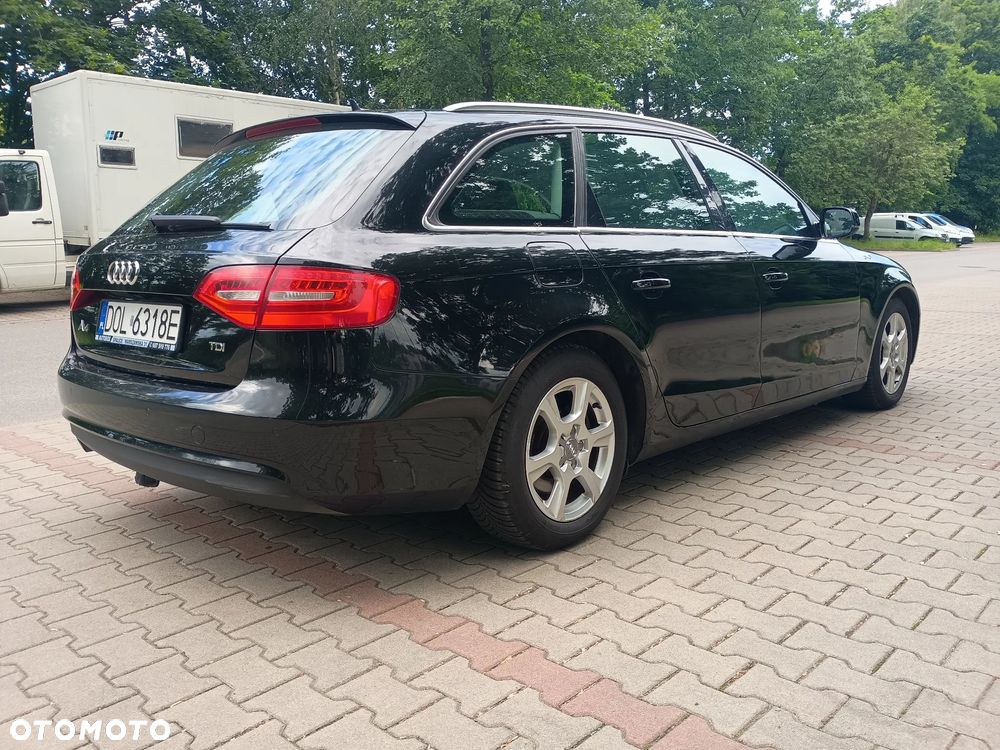 Audi A4 Avant - 6