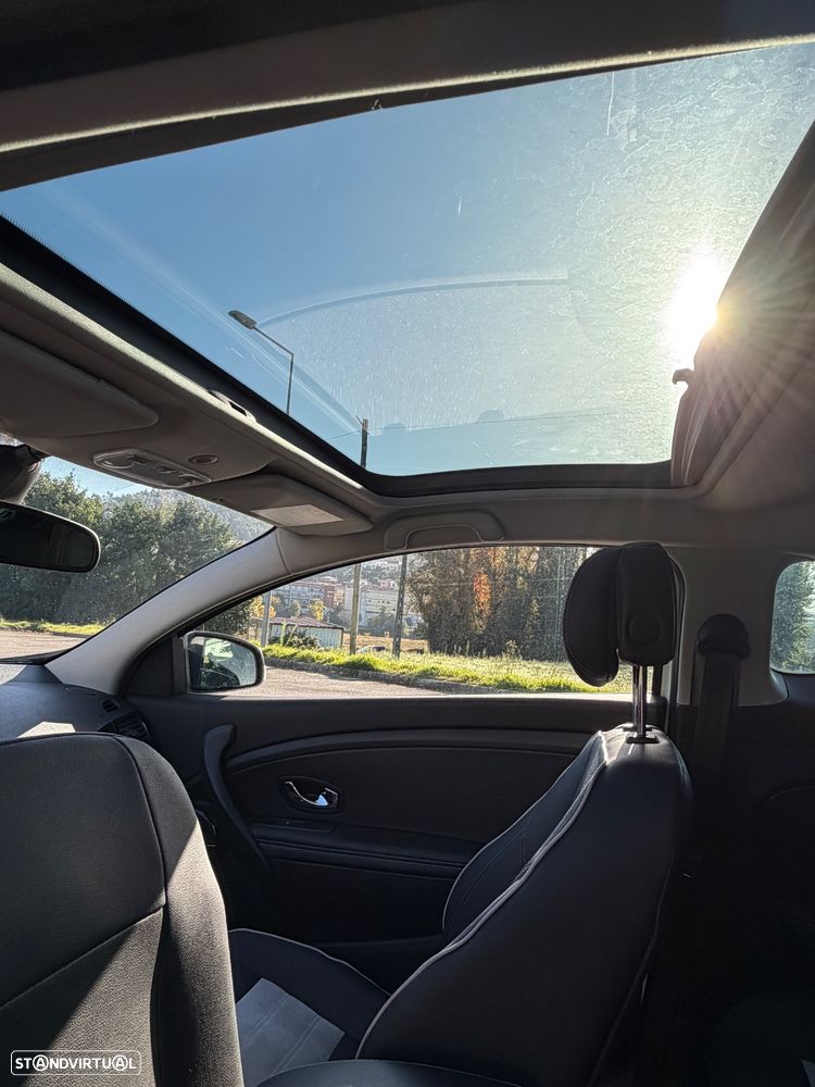 Renault Mégane Coupe 1.5 dCi Bose Edition SS - 17