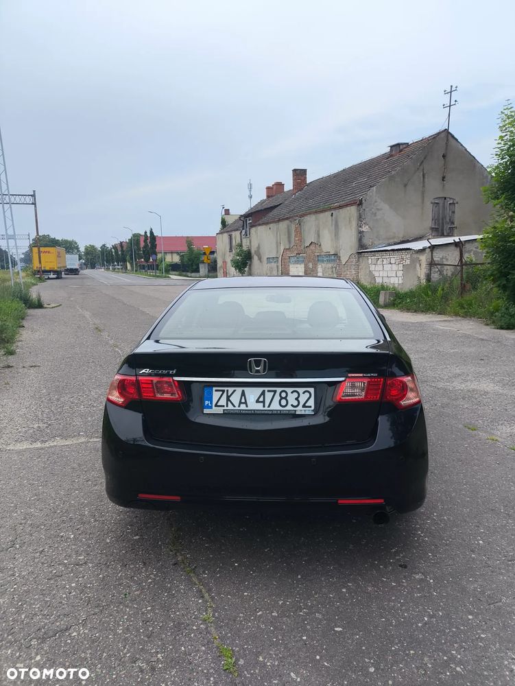 Honda Accord 2.0 Lifestyle - 12