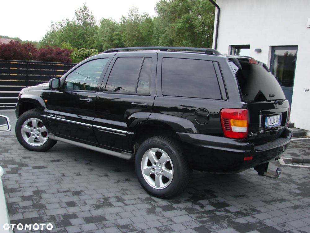 Jeep Grand Cherokee - 13
