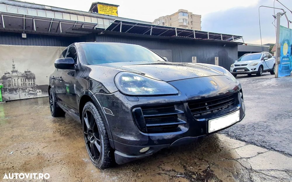 Porsche Cayenne - 6