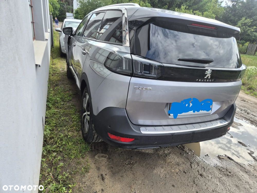 Peugeot 5008 - 4