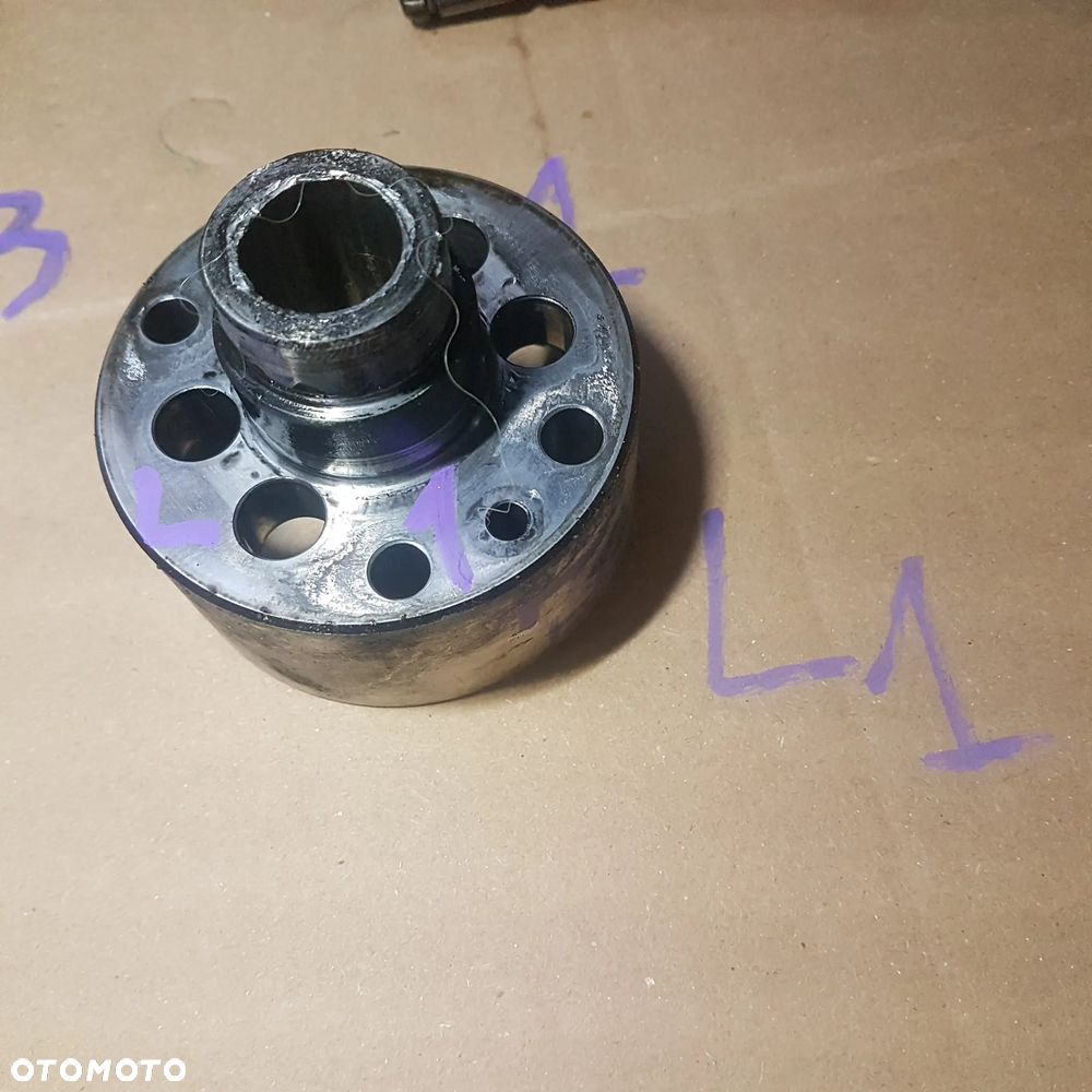 frez koło śruba podkładka napęd z mechanizm różnicowy skrzynia  aixam ligier prima microcar jdm belier casalini chatenet erad grecav eke tasso bingo optima ambra xtoo vova js xoo beliliner due lyra virgo mc1 mc2 mgo aloes titane albizia simpa abaca erad spacia aurora atol vario opale divane sulky ydea m10 m14 m20 barooder speedino ch26 ch30 - 28
