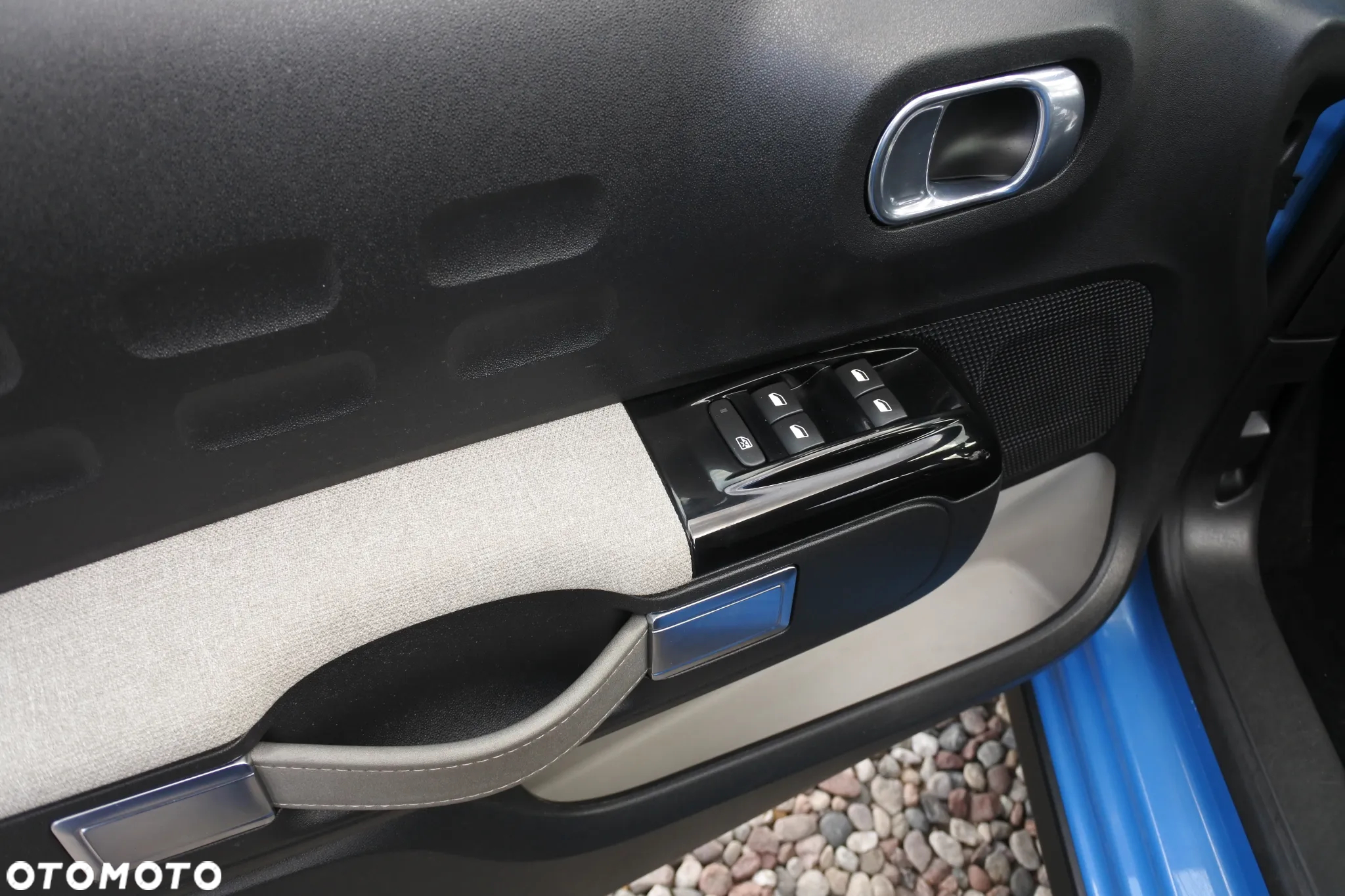 Citroën C3 1.2 PureTech Shine - 21