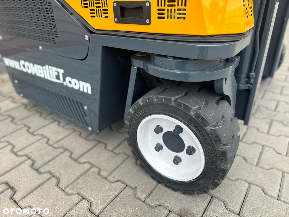Combilift CB3000 // LPG // 6766 godzin !!! Duży wybór Combiliftów - 16