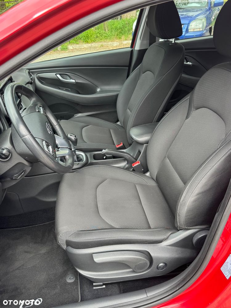 Hyundai i30 1.4 T-GDI YES - 13