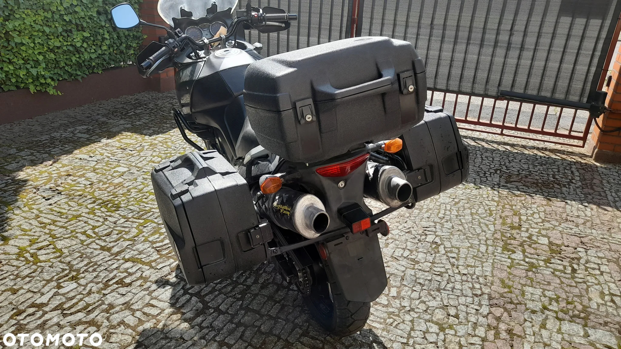 Suzuki V-STROM