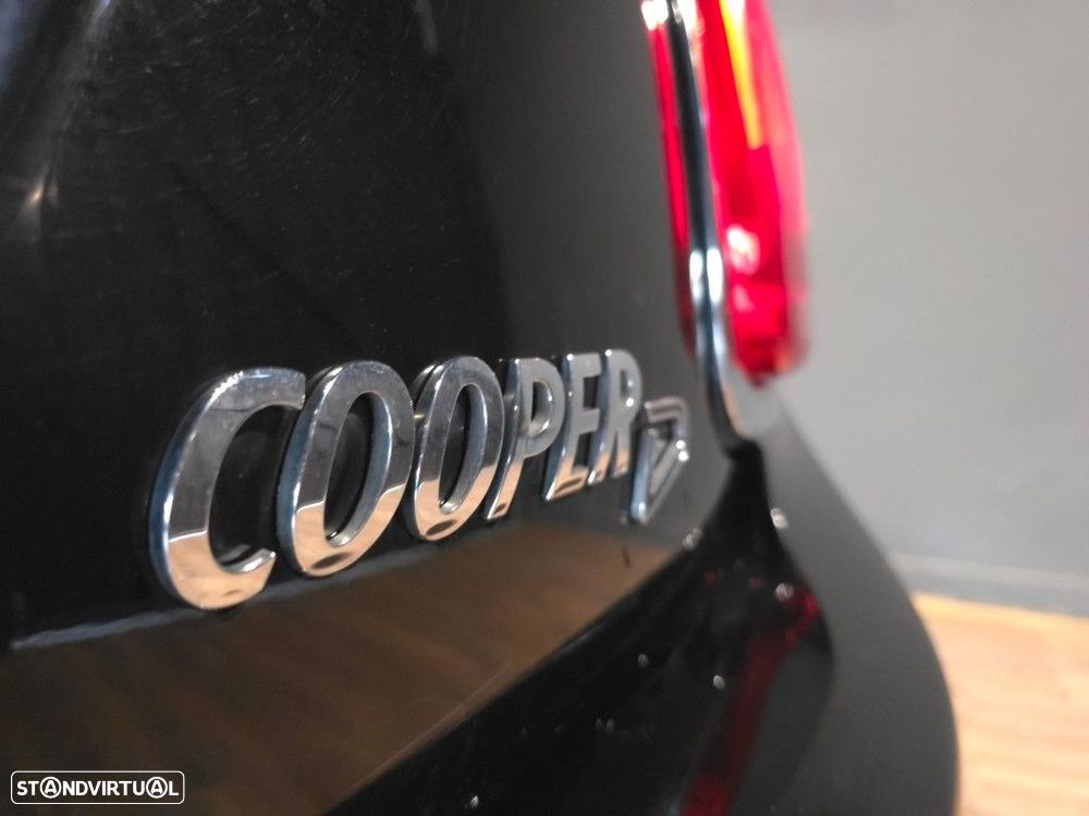 MINI 5 Portas Cooper D - 16