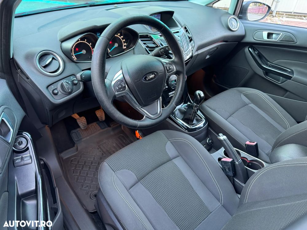 Ford Fiesta 1.0 EcoBoost Start-Stop Titanium - 11