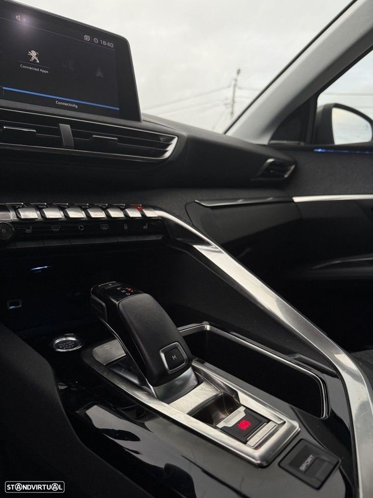 Peugeot 3008 1.2 PureTech GT Pack EAT8 - 19