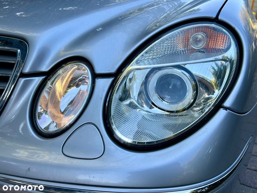 Mercedes-Benz Klasa E 320 4-Matic T Elegance - 13