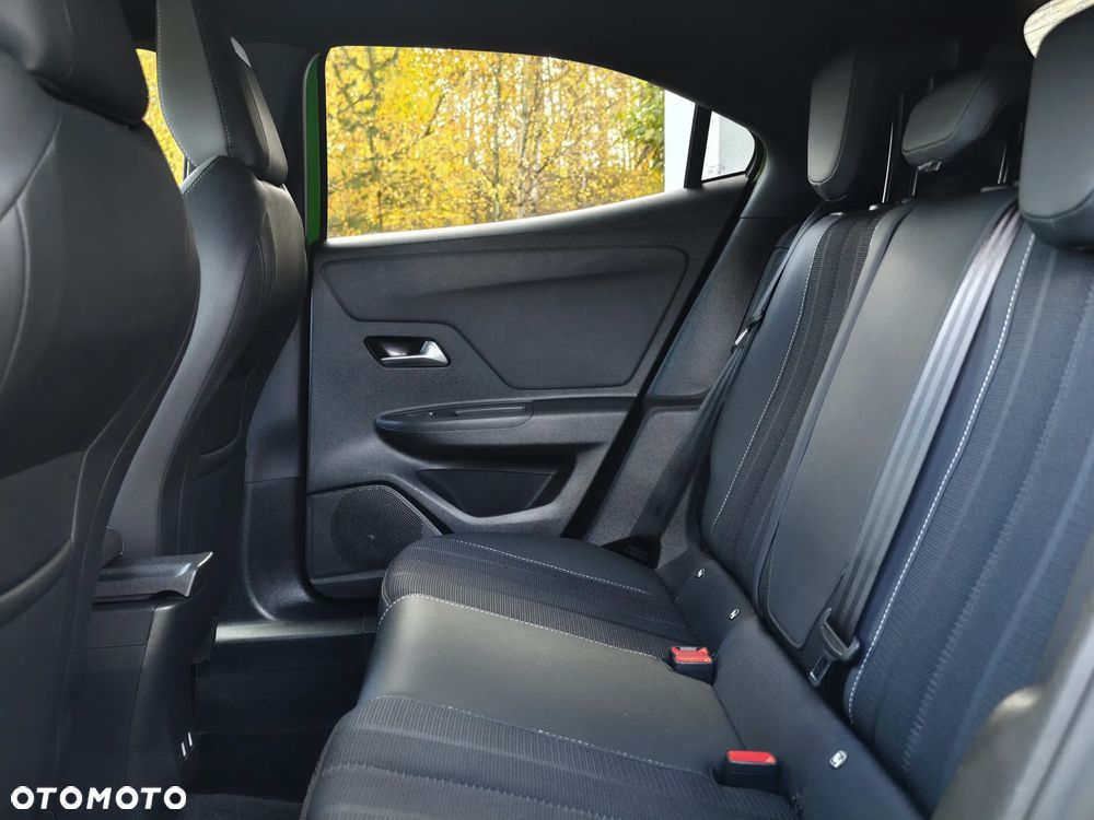Opel Mokka 1.2 T GS S&S - 32