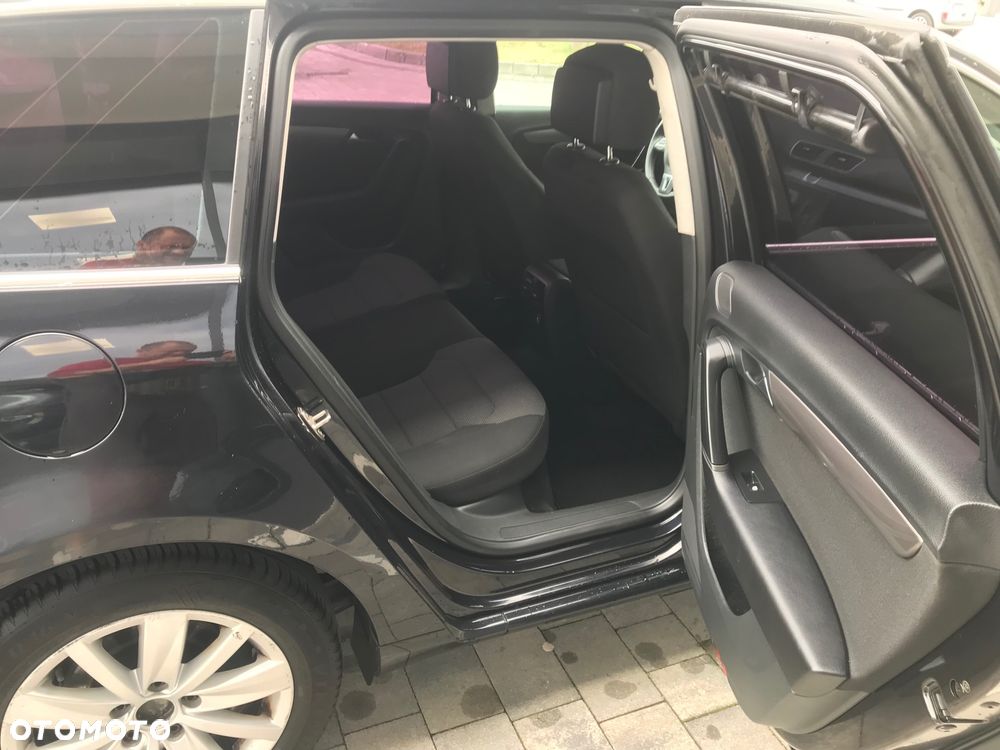 Volkswagen Passat - 9