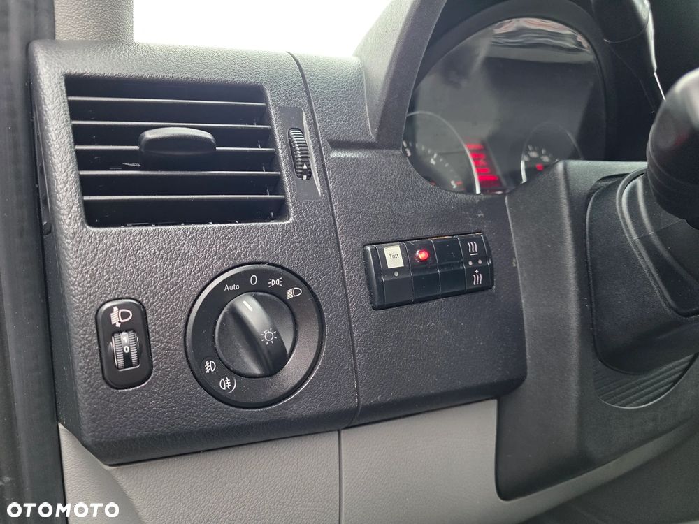 Volkswagen CRAFTER - 16