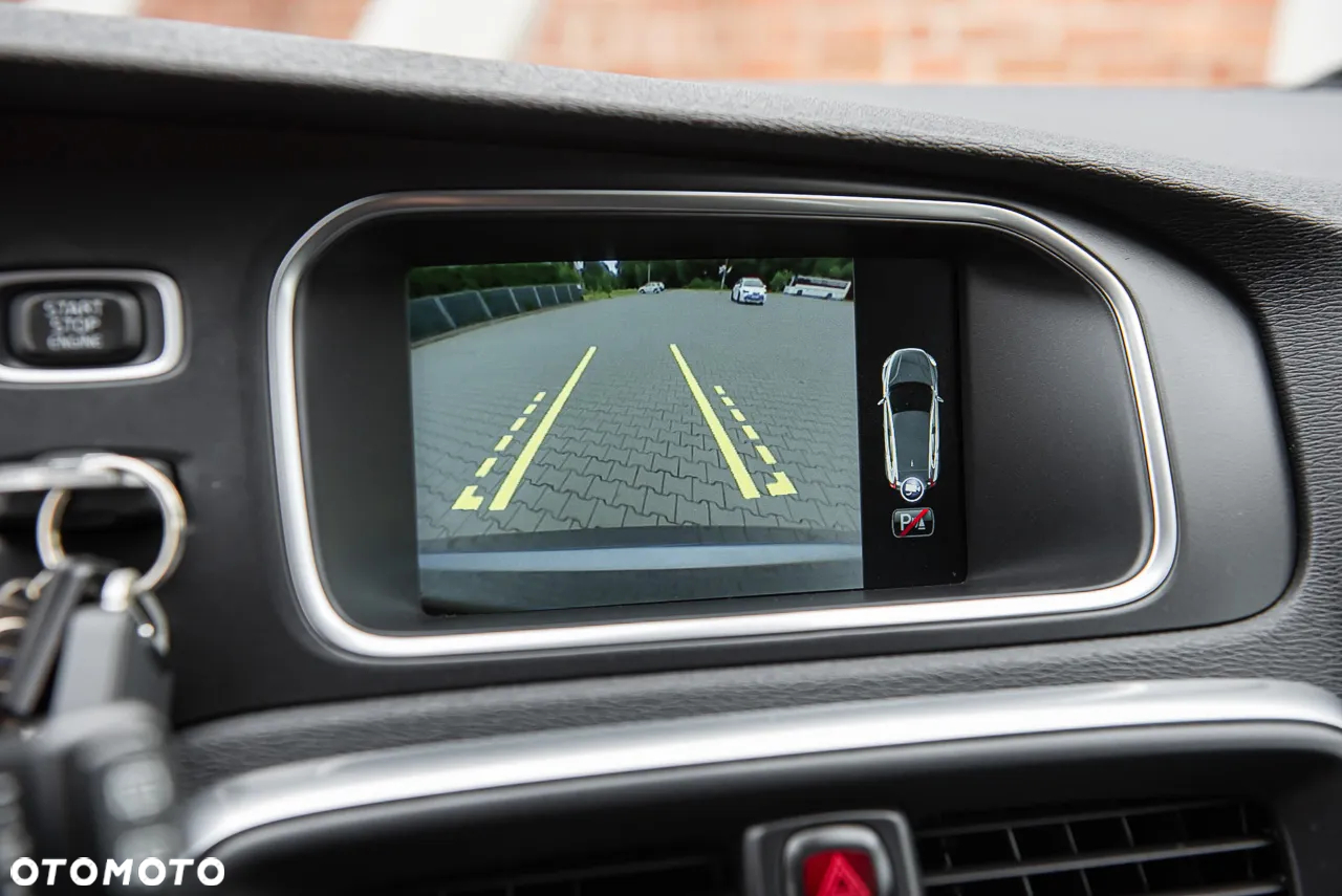 Volvo V40 D2 Drive-E SCR Momentum - 23