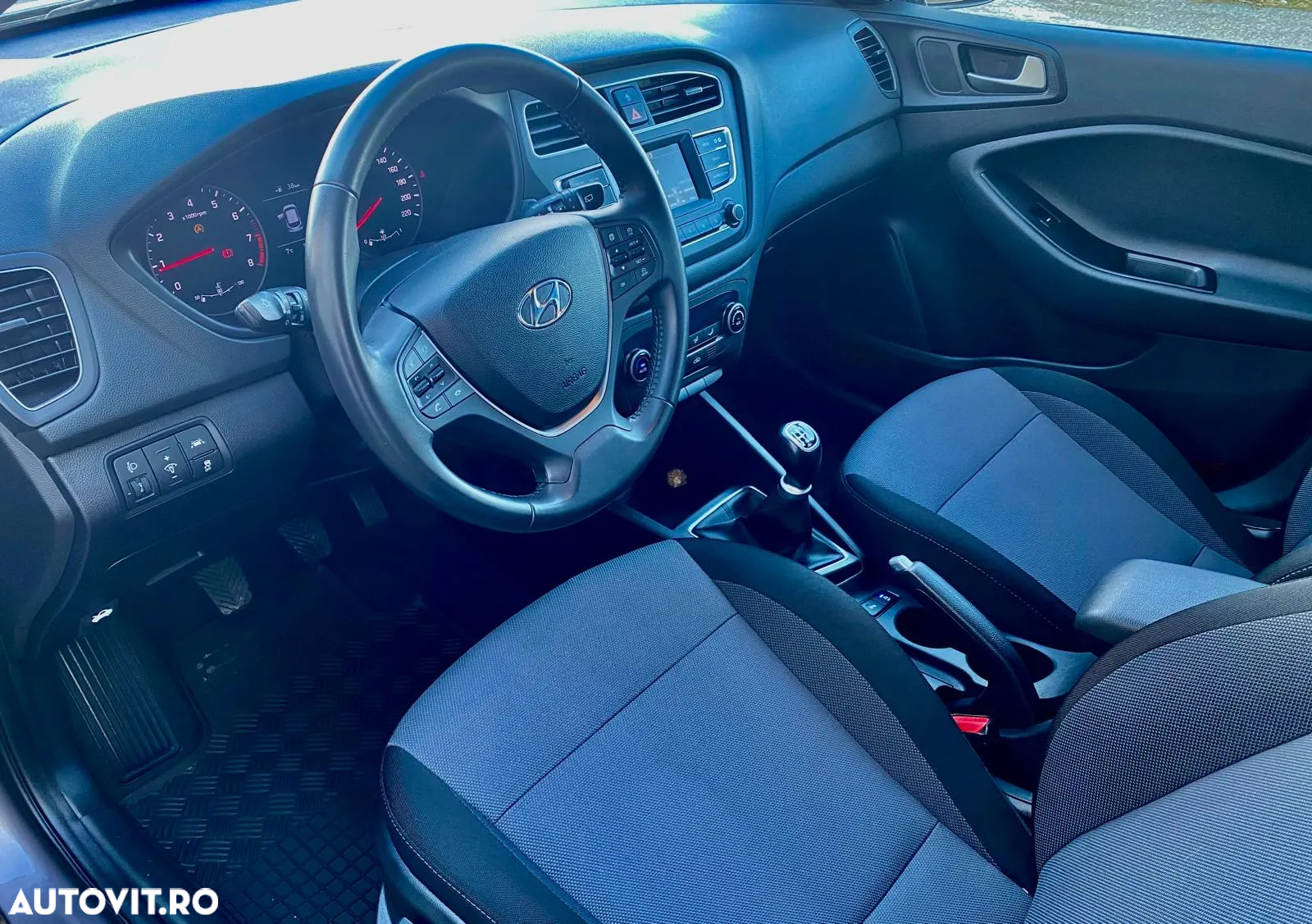 Hyundai i20 1.25 M/T LED Line - 10