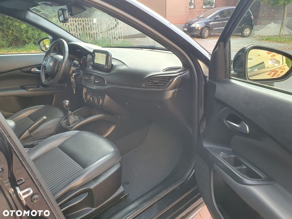 Fiat Tipo 1.4 T-Jet S-Design - 12