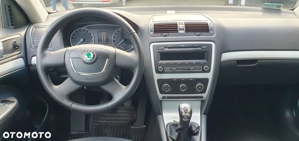 Skoda Octavia 2.0 TDI Ambiente - 8