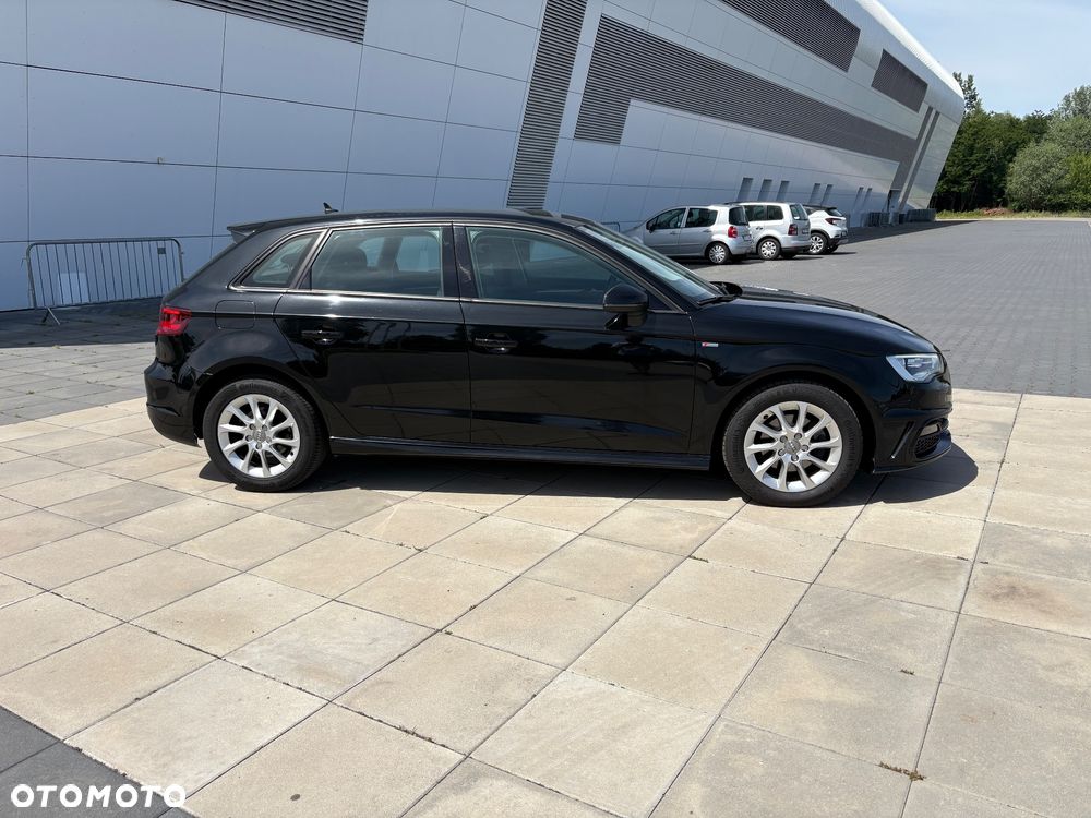Audi A3 Sportback 1.6 TDI (clean diesel) S line Sportpaket - 3
