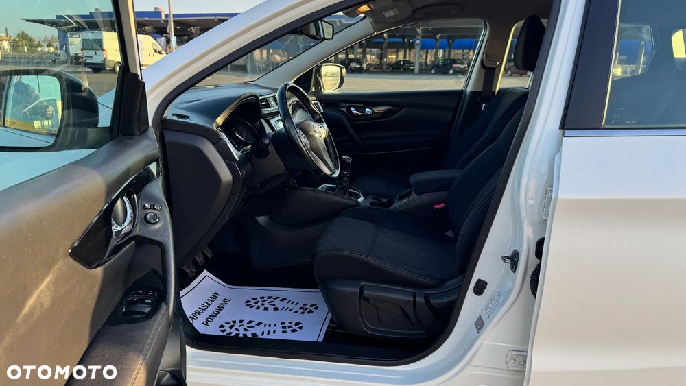 Nissan Qashqai 1.6 dCi DPF acenta - 28