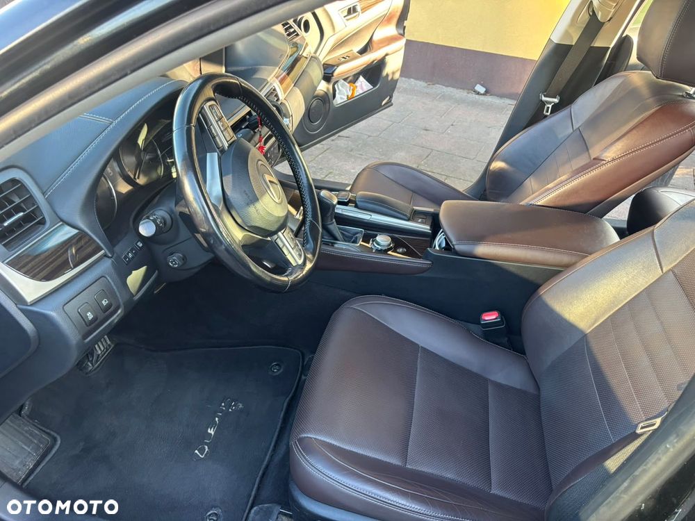 Lexus GS 200t / 300 Prestige - 17