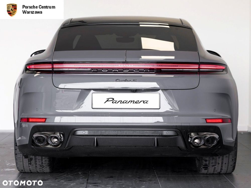 Porsche Panamera - 4