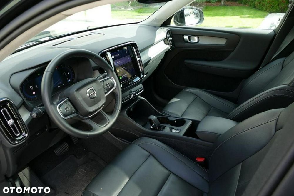 Volvo XC 40 B5 B AWD Inscription - 19