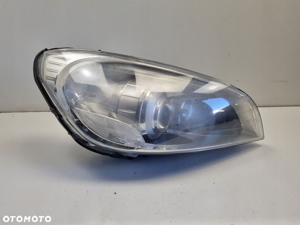 LAMPA PRAWA Volvo S60 II V60 10-13r PRZEDNIA PRAWY PRZÓD xenon 31299991 - 13
