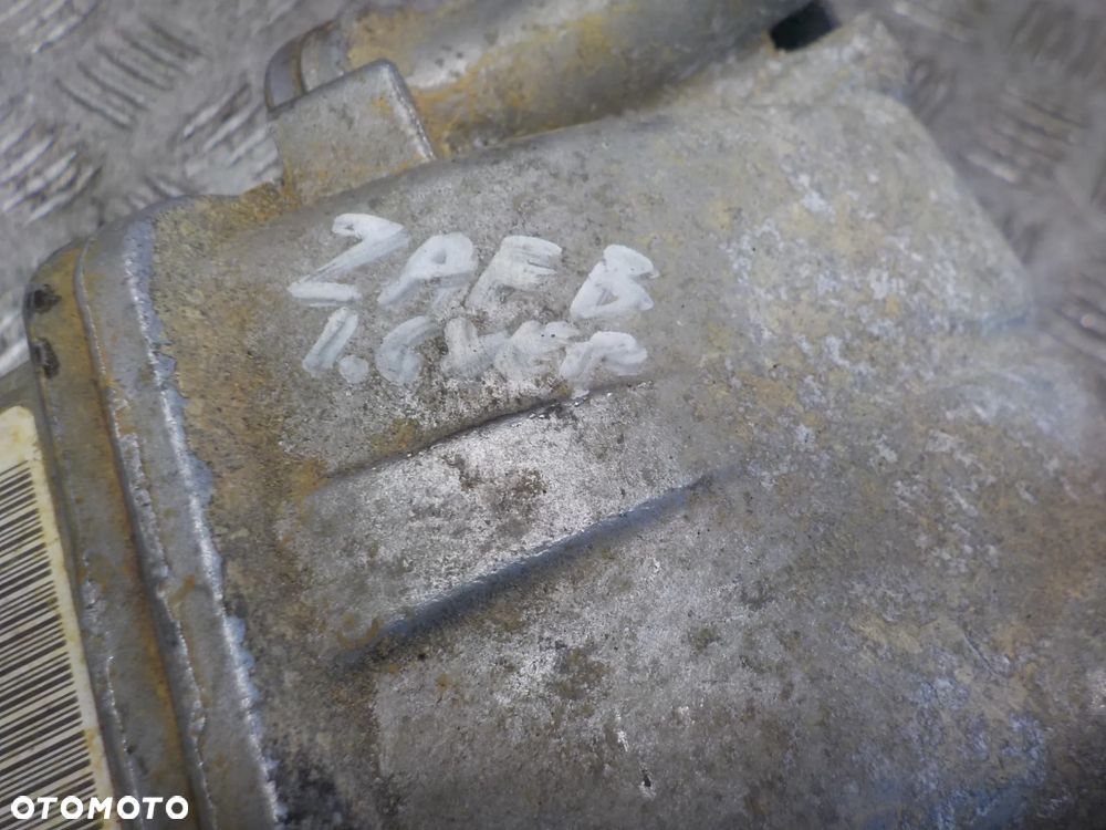 OPEL ZAFIRA B 1.6 KOLEKTOR SSĄCY 55352859 - 4