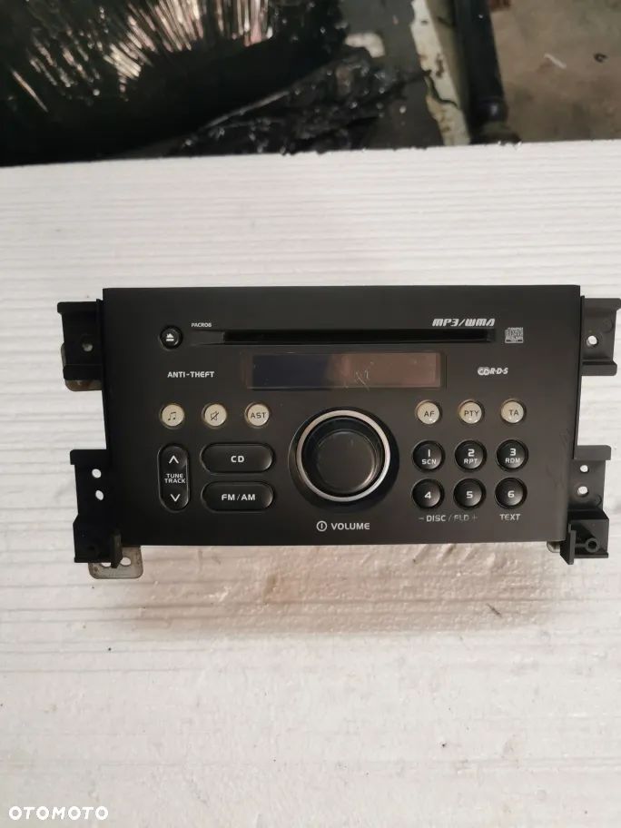 Suzuki Grand Vitara II rok radio mp3 - 1