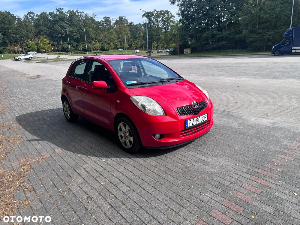 Toyota Yaris - 5