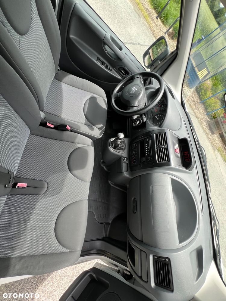 Citroën Jumpy - 13