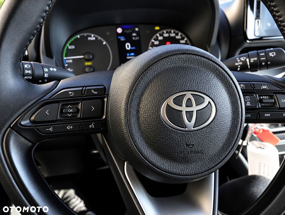 Toyota Yaris - 16