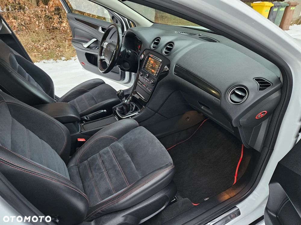 Ford Mondeo 2.0 TDCi Titanium S - 29