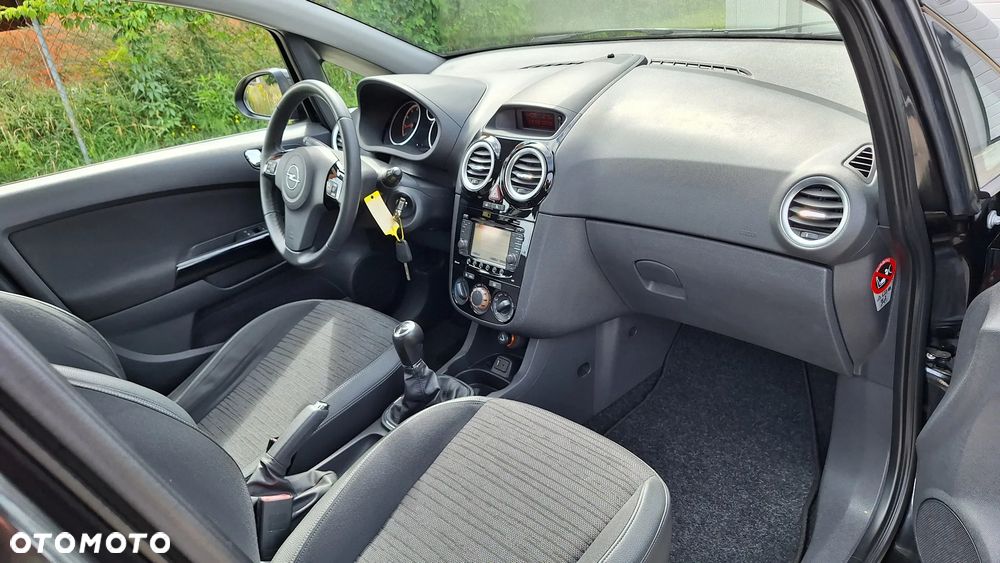 Opel Corsa 1.2 16V Enjoy - 15