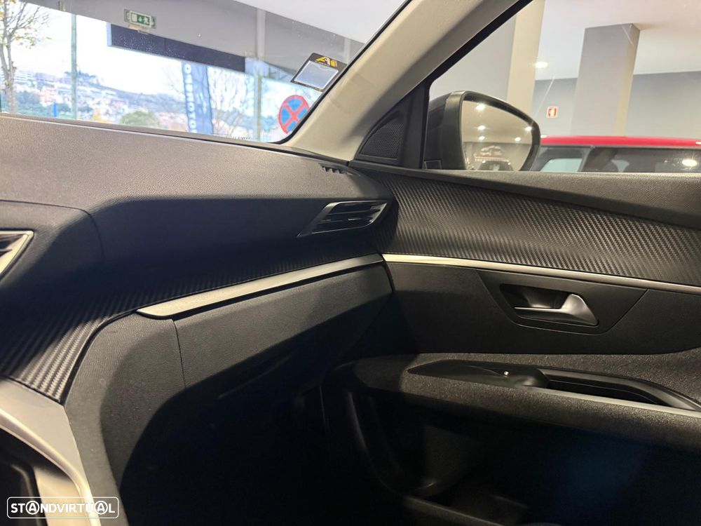 Peugeot 3008 PureTech 130 Stop & Start GPF Active - 10