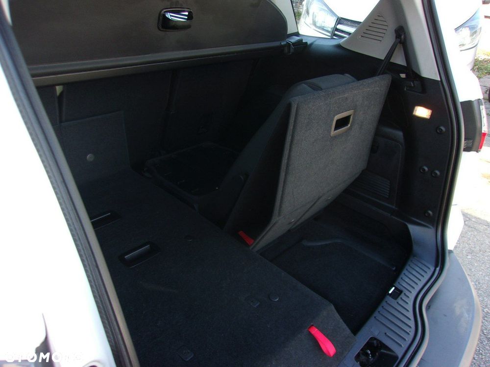Ford S-Max 2.0 TDCi Titanium - 27