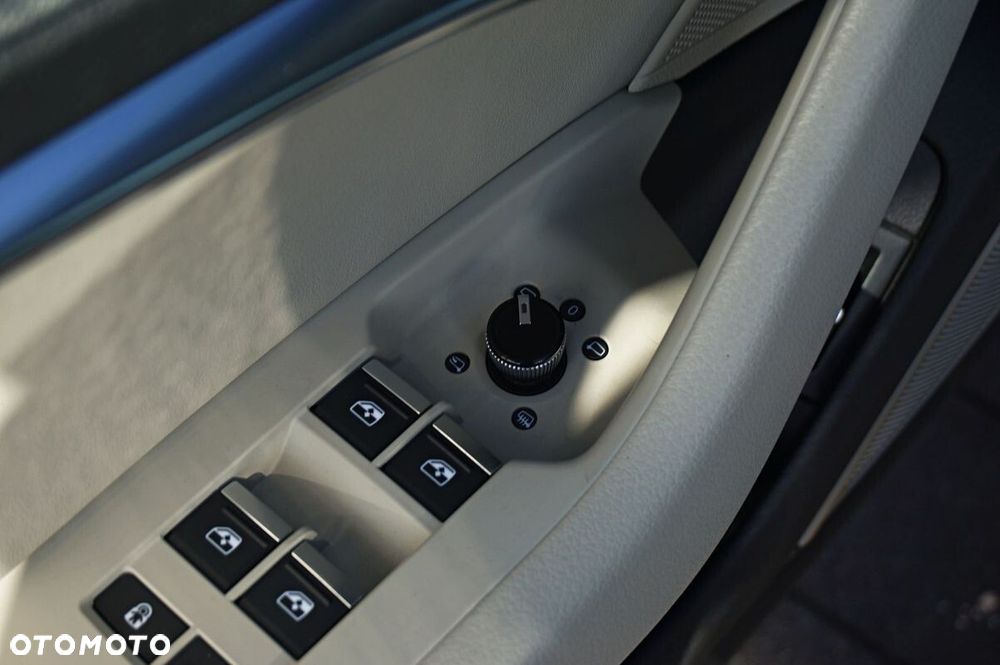Audi A6 Avant 45 TFSI mHEV Quattro Sport S tronic - 16